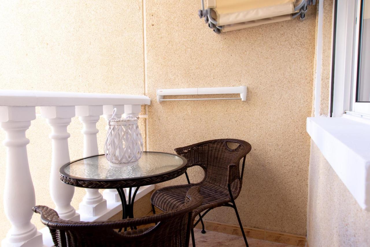 Holiday Suite Caballero de Rodas 92 Torrevieja Exterior foto